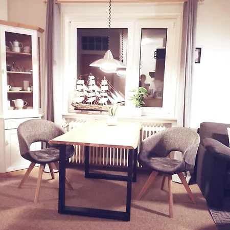 Gemuetliche Im Haus Meereswind