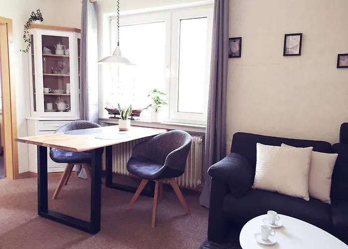 公寓 Gemuetliche Im Haus Meereswind 埃森斯